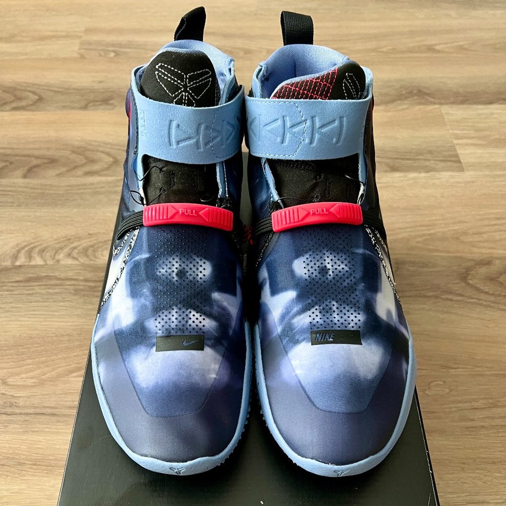 NWOT Kobe AD NXT FF Sneakers 11.5